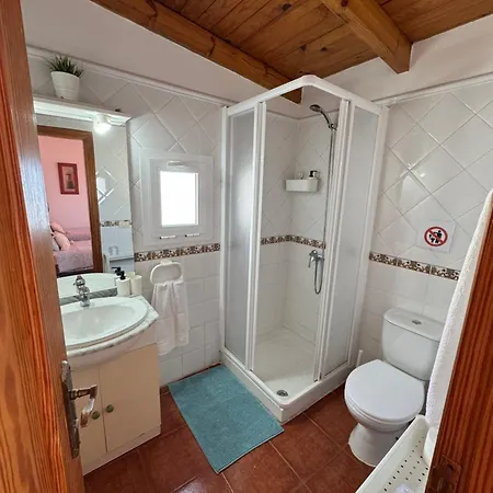 Junto Al Mar El Roque Апартаменты *